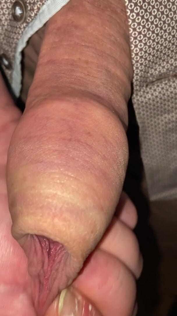 Foreskinguy: Corrida sin cortar en su propio prepucio