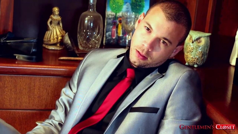 Gentlemen's Closet: Alejandro v audition