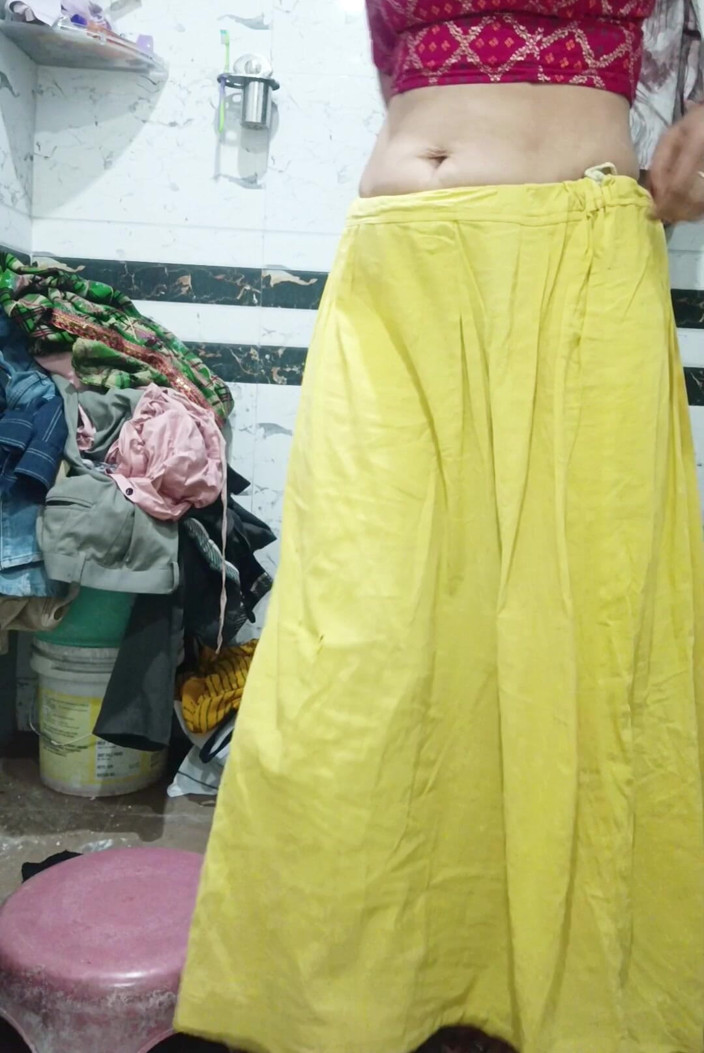 Priyahot77: Priya bhabi bluz açık gösteri