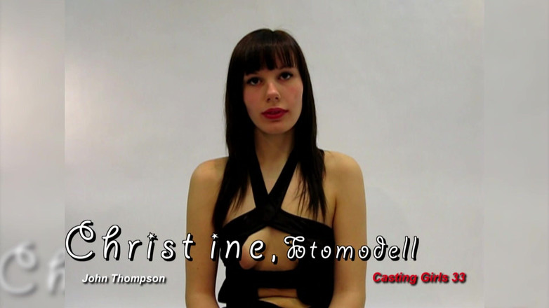 CASTING GIRLS want to FUCK: Ггг Джон Томпсон демонструє нових кастингових повій ззаду.