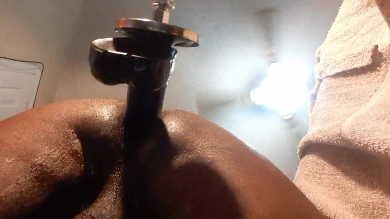 Truestarr: Hismith Sex Machine Fucks Me Crazy Made Me Pee Myself
