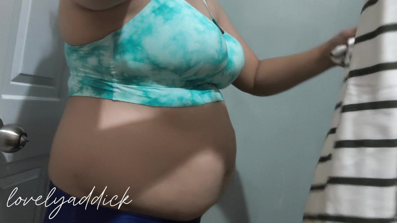 Lovelyaddik: После ванны в поисках того, что я ношу, что подходит для меня.