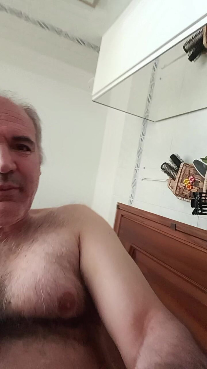 Setesesso7: Tutorial voor een aangename penismassage met een stroom sperma op...