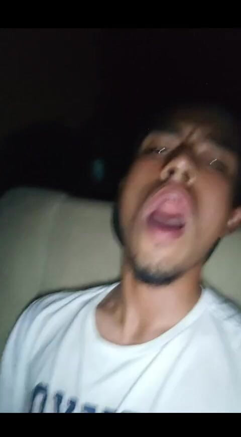 AlexAlejandro13: Masturbacja w ganku