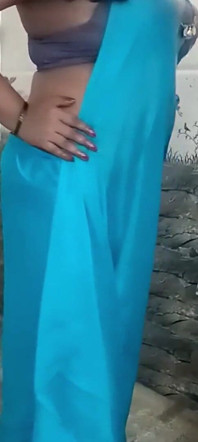 Bhabhi Ne Bathroom Me Kholi Choli
