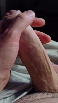 Pov: merekam dengan satu tangan, lagi asik main sama yang lain