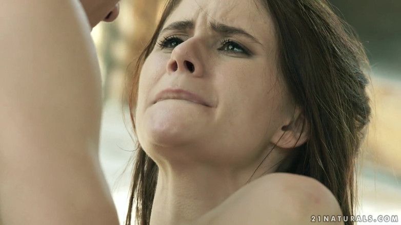 21 Naturals: 21Naturals - Lexy Gold recebe anal em seu dia de folga