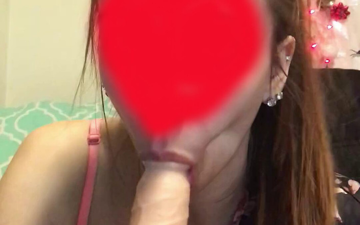 UTR-Girls: Kassee utr - erkek arkadaşının patronunun sanal emişi ve sikişi