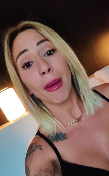 LittleAngel84: Hello La Team!