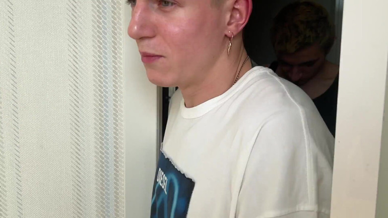 Ethan Lestray: Jongens neuken strakke Twink kontgaatje hard, man met grote lul...