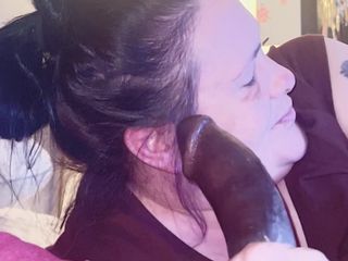 Magic gums: Hot Thick Midget Suck and Slurping on a BBC
