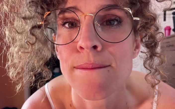 VibeWithMommy: Sad Jewish Stepmom Is Pregnant! She Confronts Stepson About Her...
