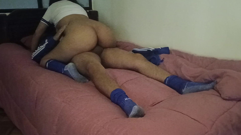 Astrid Cute: Mijn domme ex-vriendin kan neuken