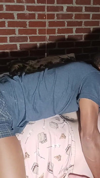 Give Sloppy Lynn a Massage Pt.1