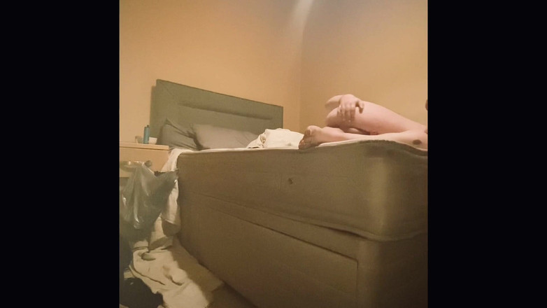 Ava Maxwell: Ava Maxwell穿着连裤袜做爱幻想