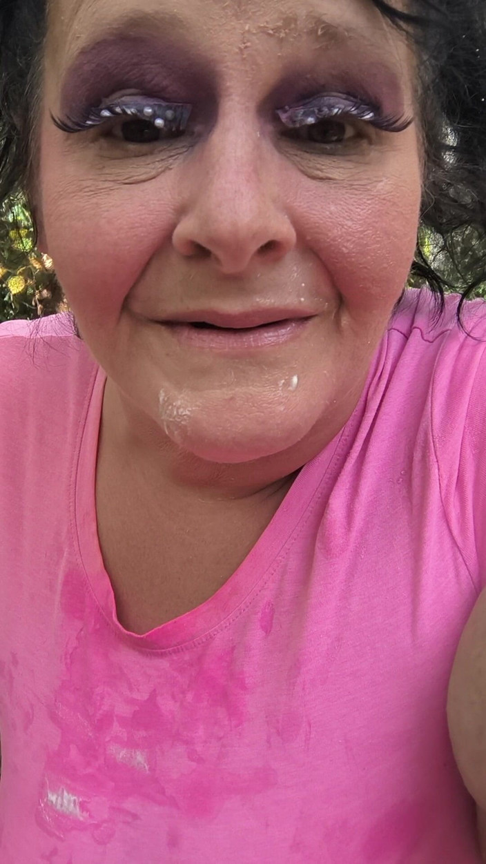 HerculesnVENUS: Mechanicy pracują nad jej samochodem ona zjada jego spermę jak...