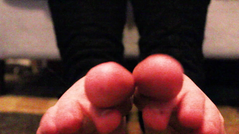 Campsissyboi: Leccami i piedi sporchi