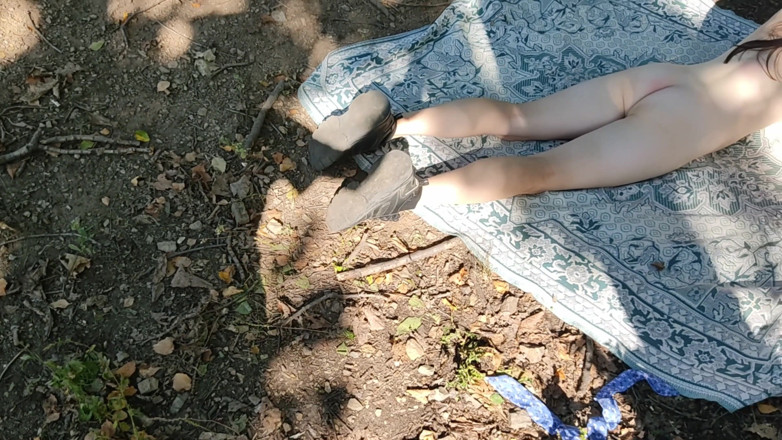 MissPopa: Jag kom till skogen för att ligga naken