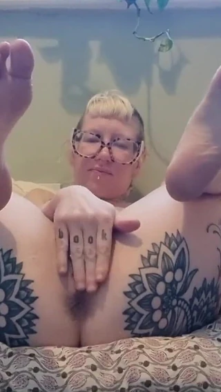 rosarosebud: Custom: Dirty Pantie Stuffing, Orgasm & Bare Feet