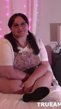 Velká kráska kouří