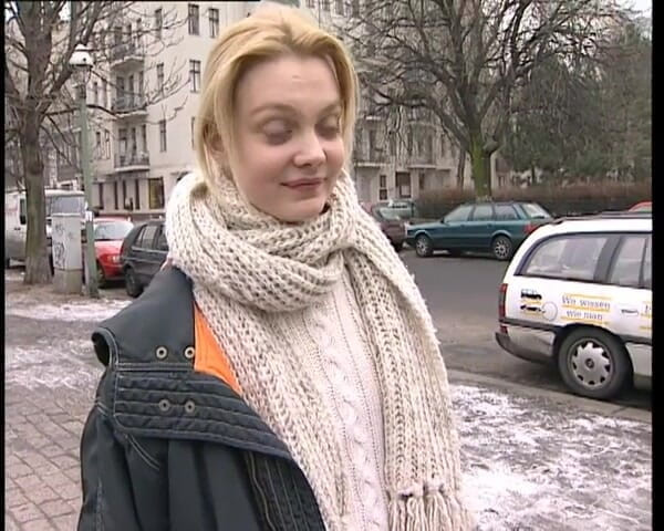 YOUR FIRST PORN: Elisson मैं और सॉफ्ट क्लिप करने में भी शर्मीली हूं