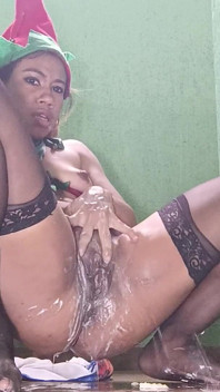 Whips Cream Sexy Elfa робить мої отвори дуже солодкими і смачними для любові Дад