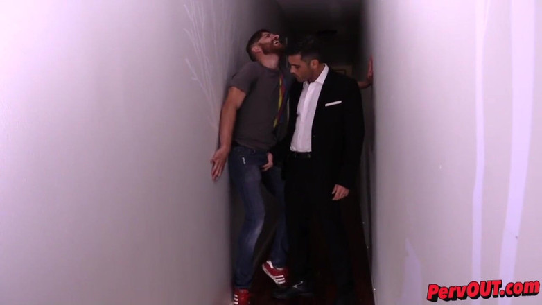 ManUpFilms: Lance raccoglie Sebastian