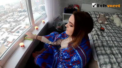 Polly Sweet: Seks romantis di dekat jendela panoramic