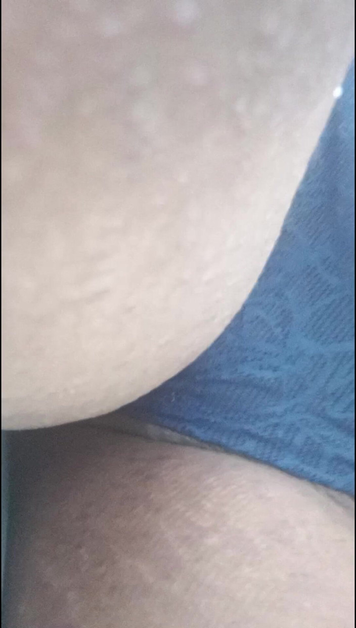 Hot chocolate 233: Joy riding fat pussy humping