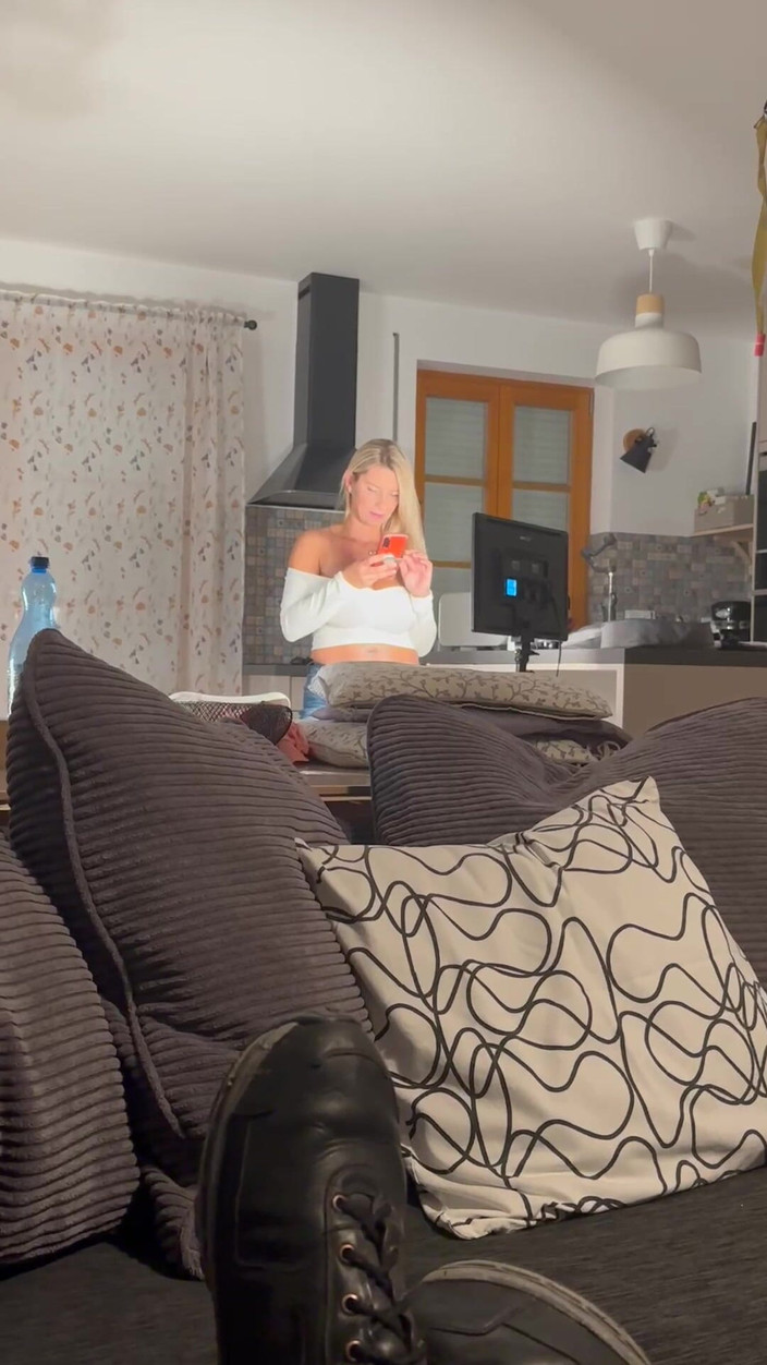 Katerina Hartlova: Hij nam op toen ik een video voor je deed