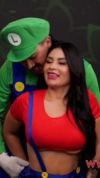 Seks bertiga dengan Bros. Alejandra Palacios