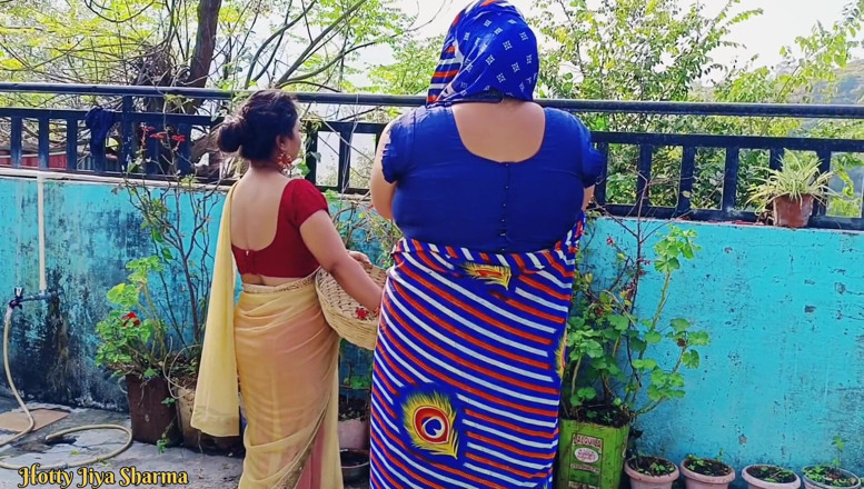 Hotty Jiya Sharmaa: Desi Family Threesome Sex, Step Son in Law Sex with...