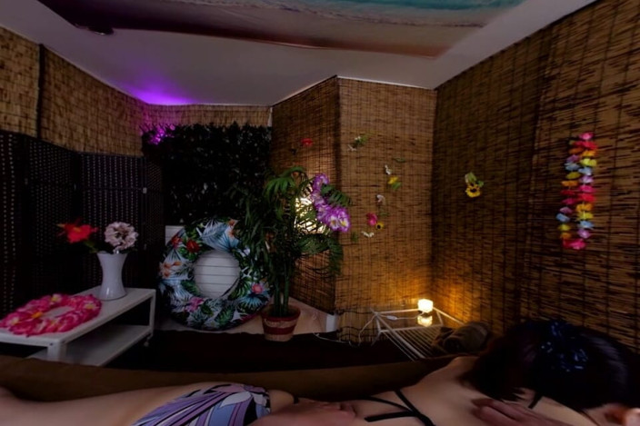 EAGLE-VR: Beach House Pick-up Esthetics: a Summer Day to Get Fucked 1/3