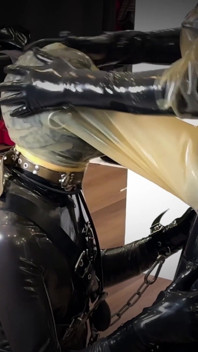 Ava Fetish-art Puts Perv in the Pussy Smell Hood
