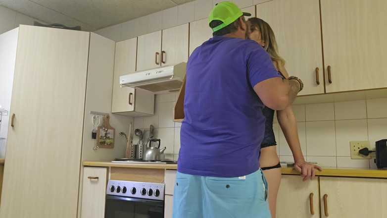 Sparowdox: Standing Sex with My Ex in the Kitchen