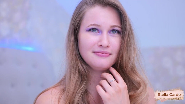 Stella Cardo: Sehr schnelle Masturbation