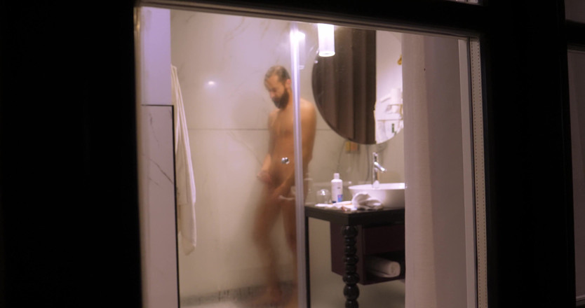 Jerking studs: A Guy in a Shower