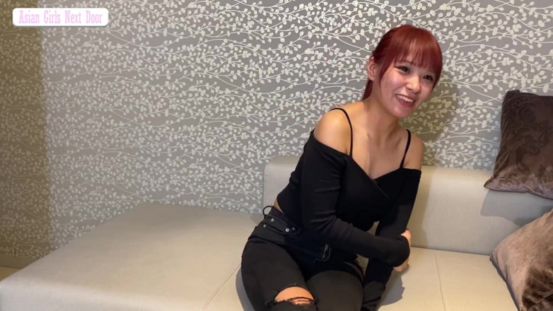 A case of fling: Uma linda garota de rabo de cavalo traiu seu namorado...