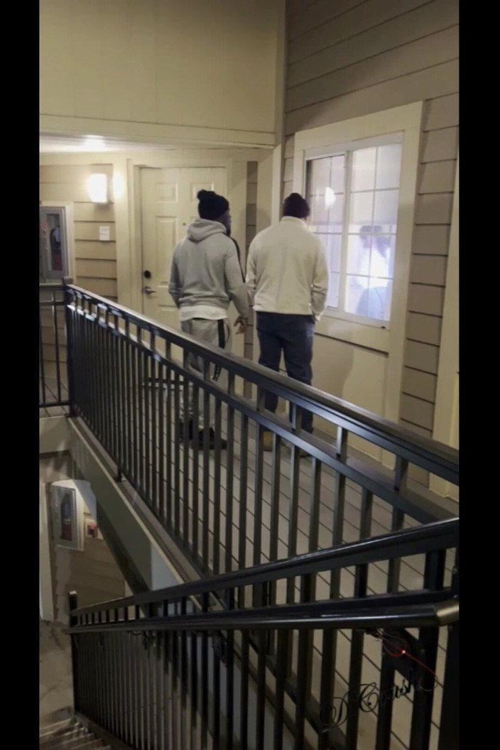 Dem heavy hittas: Татуйована жінка запрошує dhh всередину