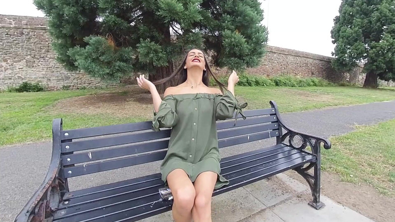VR smokers HD-2D Videos Only: Người mẫu Kim - hút thuốc