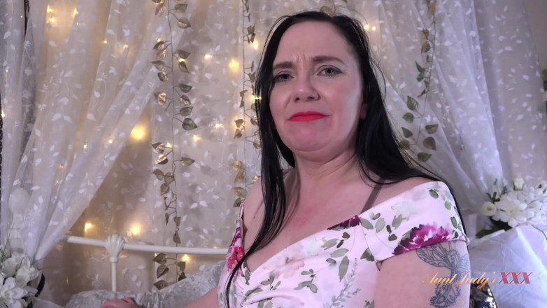 Aunt Judy's XXX: Auntjudys - ibu kos super semokmu kjirsten rela bayar uang sewa...
