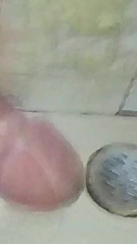 İnce yarakla ürperiyor