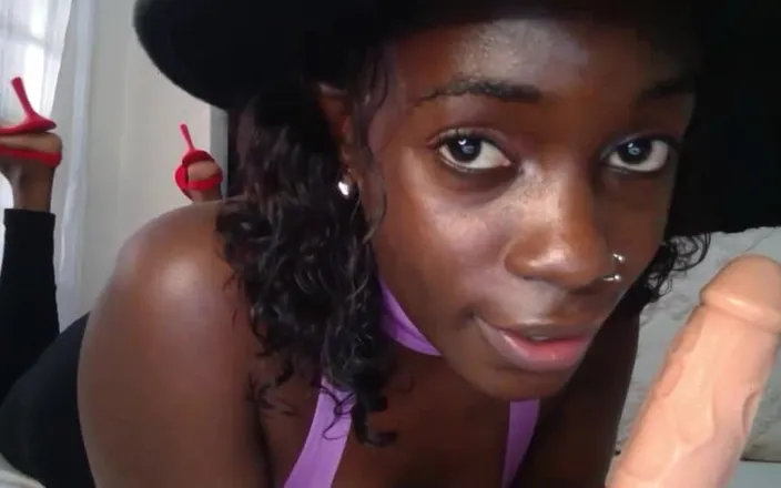 Kanya Studio: A Very Horny Ebony