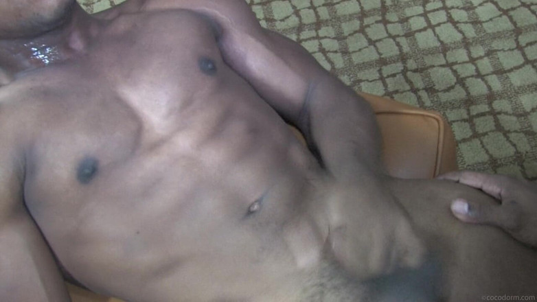 CocoDorm: Deangelo Jackson + Logan Heart 又名adrian Hart