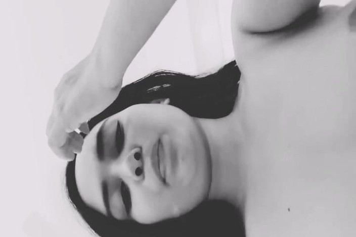 Sanayababhi: 흑형 대물 에 따먹히는 거유 밀프