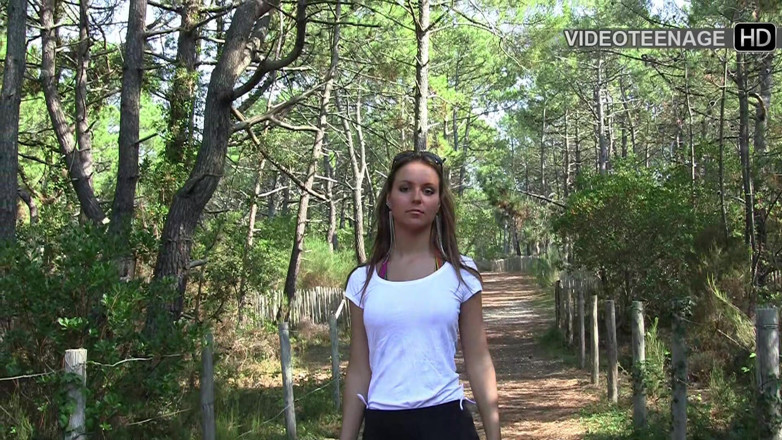 Videoteenage: Lovely 18 Year Brunette Sunbathes Naked on the Beach