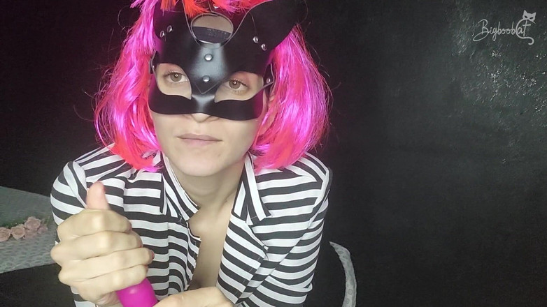 BigBoobCat: Kom och se mina stora naturliga bröst studsa när jag...