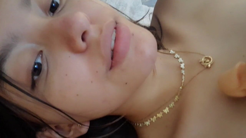Prisila Devid: Dildo sexy nella mia stanza