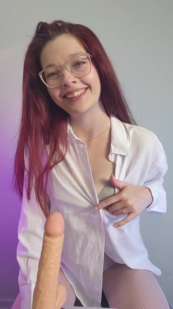 petitesubkitten: Instrucțiuni de masturbare sexy cu striptease