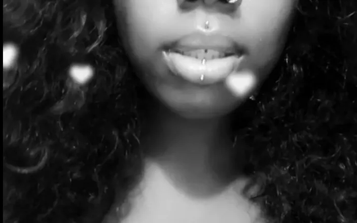 Goddess chy latte: Quckie JOI on Facetime